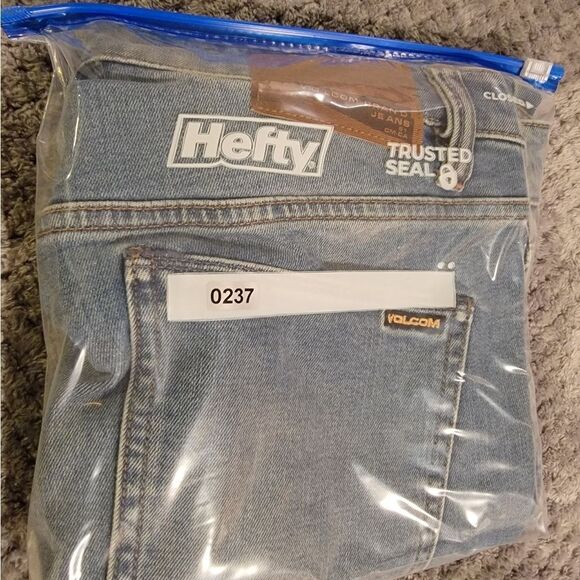 Volcom VORTA Slim Straight Denim Jeans 32x31 - Picture 8 of 9